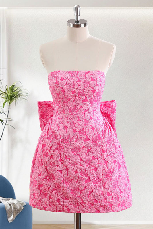 Pink A-Line Strapless Short Homecoming Dress With Appliques